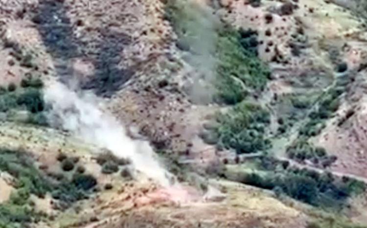 Уничтожаются боевые средства формирований вооруженных сил Армении - ВИДЕО