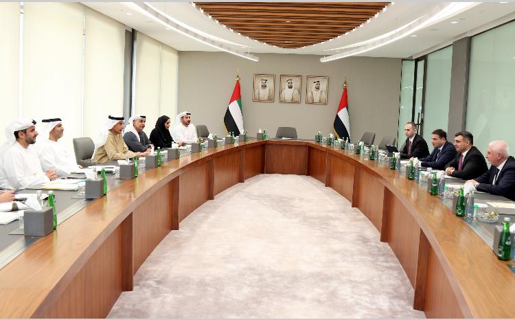 Azerbaijan, United Arab Emirates discuss cooperation in banking sector 