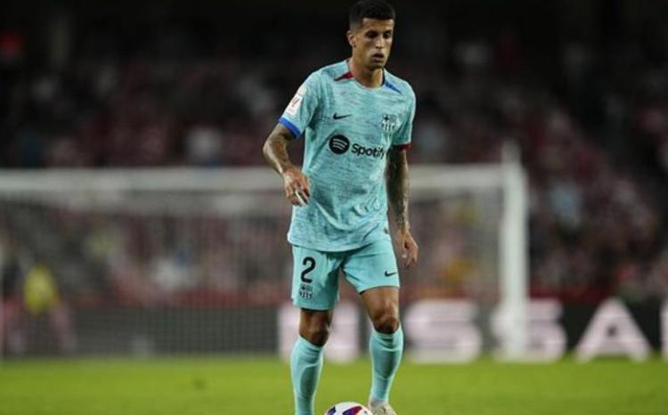 "Arsenal" Kanselo ilə maraqlanır 