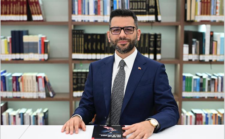 A new book by Assoc. Prof. Özdemir, Presidency's Deputy Head of Communications 