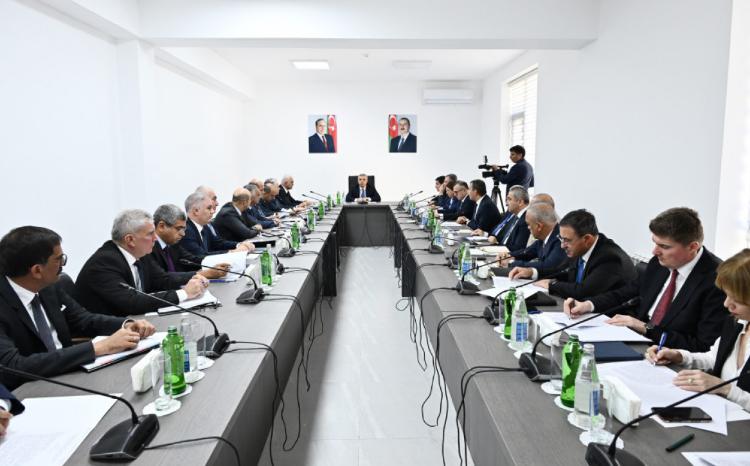 Samir Nuriyevin sədrliyi ilə Kəlbəcərdə MÜHÜM İCLAS