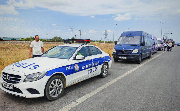 Ağdərənin Vəngli kəndinə köç başladı 