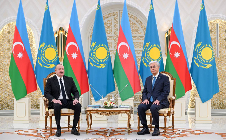 Dövlət başçısı Kasım-Jomart Tokayev Azərbaycan Prezidenti İlham Əliyevlə danışıqlar aparıb 