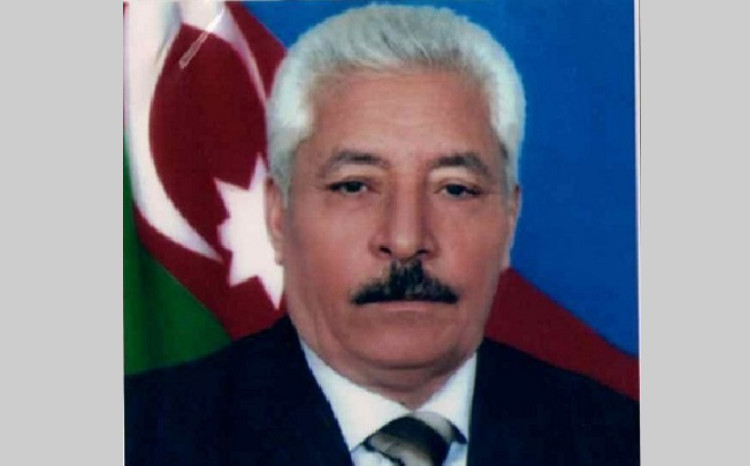 Oxuculara ağsaqqal A.Əliyev haqqında məqalə təqdim edilir 